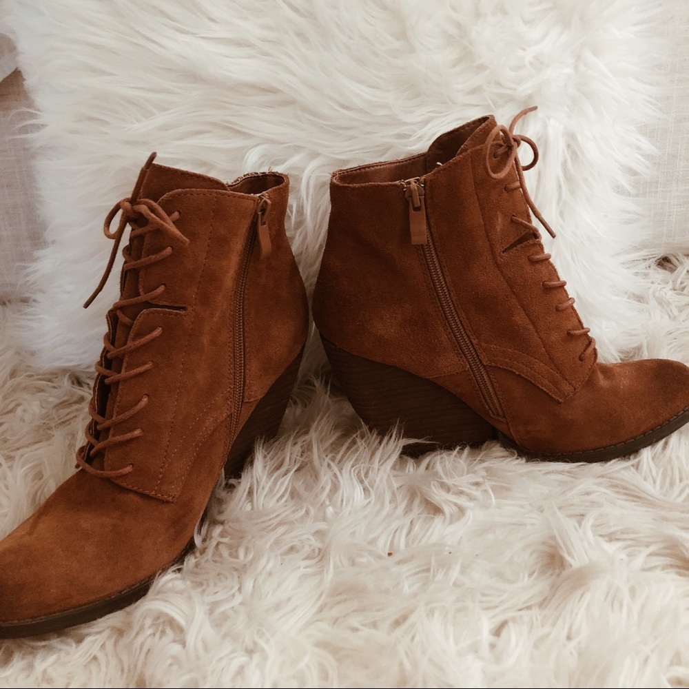 Brown booties - Picture 2 of 4